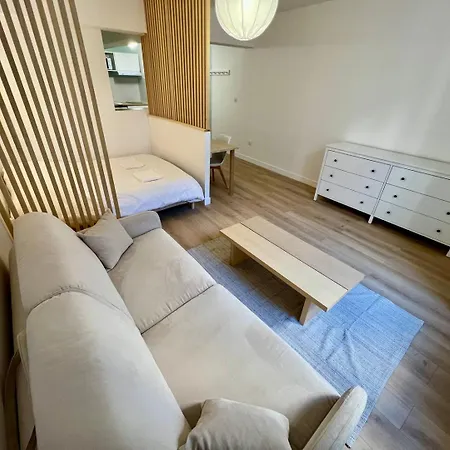 Large Bright ポアティエ