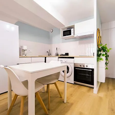 Large Bright * ポアティエ